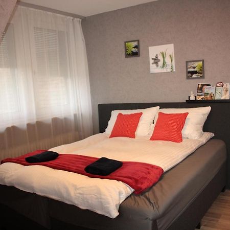 Ferien Zimmer in Koblenz Koblenz  Exterior foto