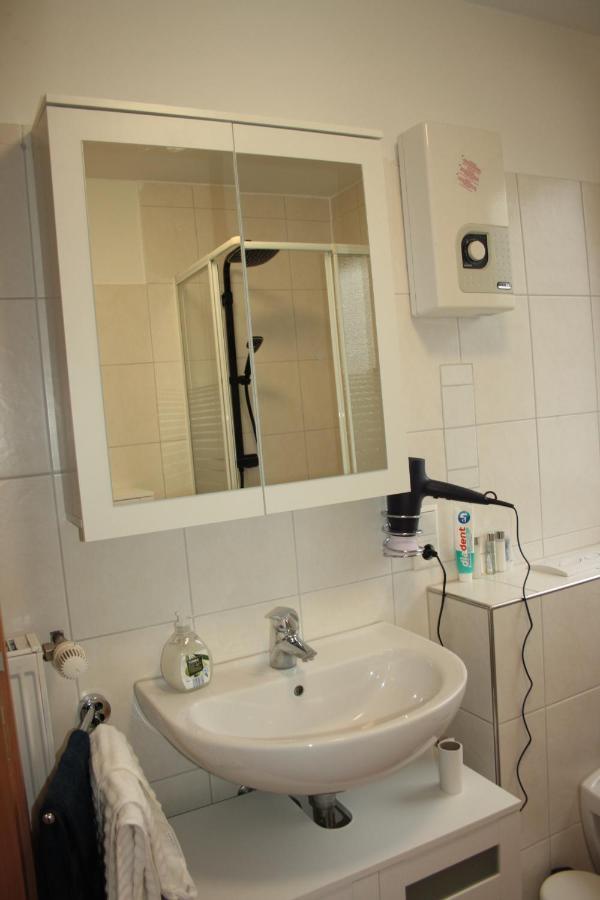Ferien Zimmer in Koblenz Koblenz  Exterior foto